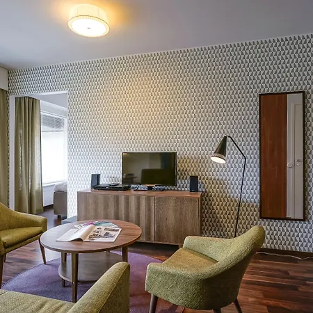 Forenom Serviced Tapiola Apartmán