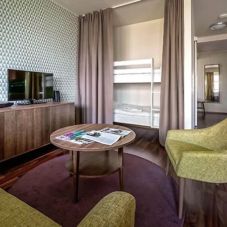 Forenom Serviced Tapiola Apartmán
