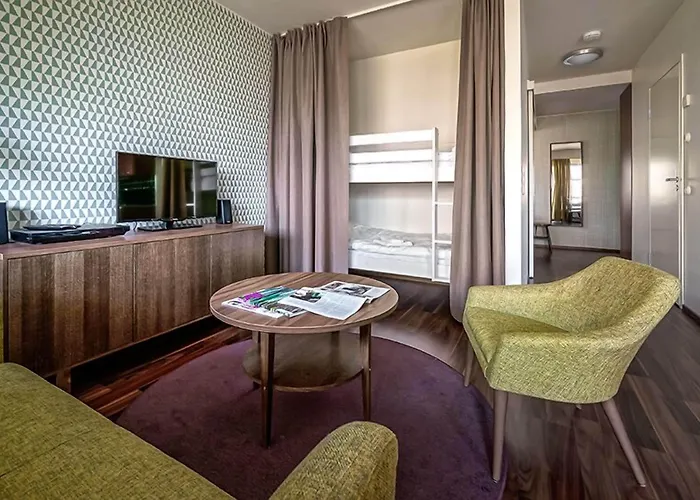 Forenom Serviced Tapiola شقة